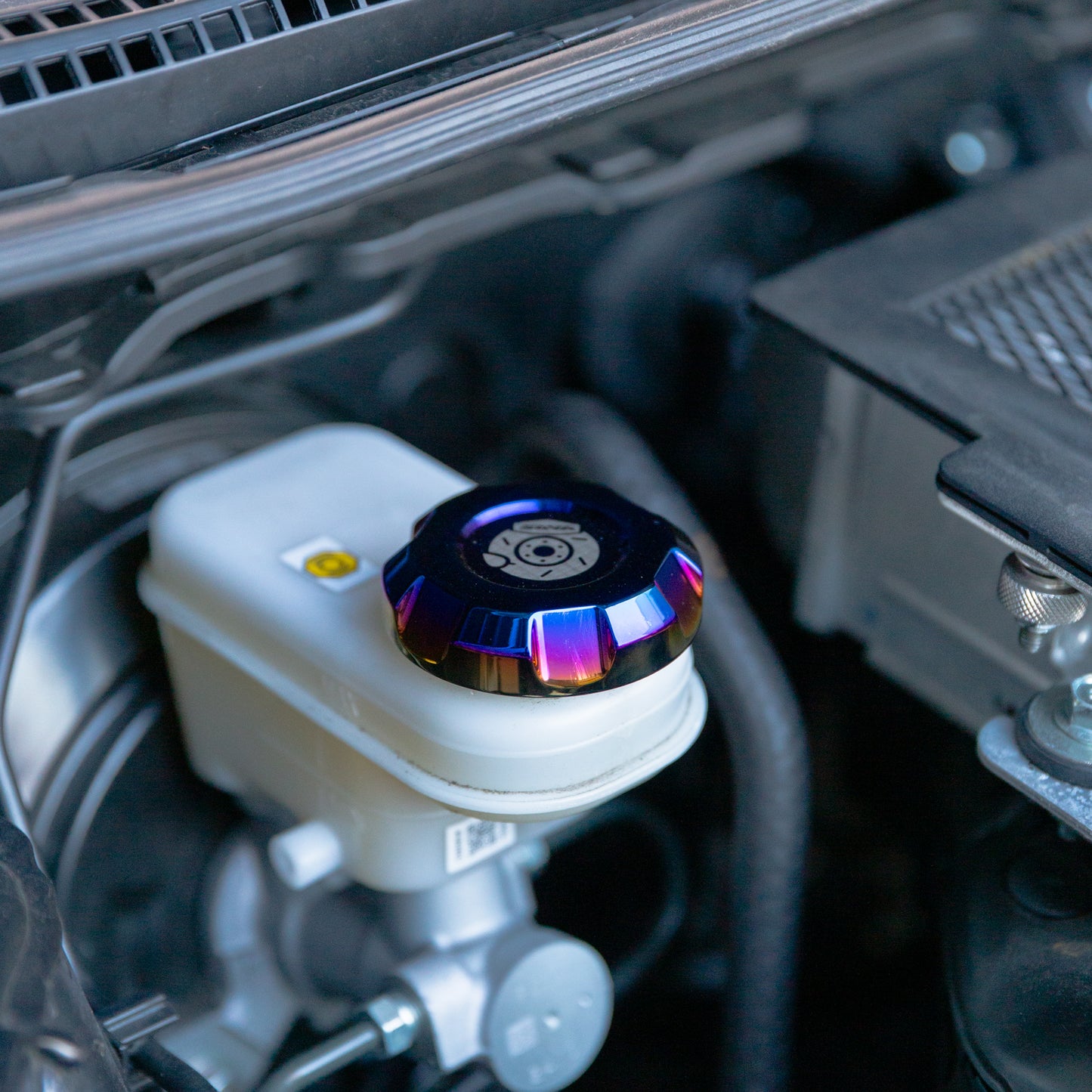 Suya Engine Bay Oil Caps (Titanium) for Subaru BRZ/Levorg/WRX & Other Models