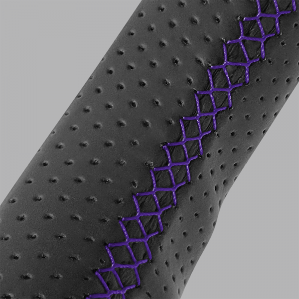 CEEHOR Steering Wheel Customisation Option – Coloured Stitching