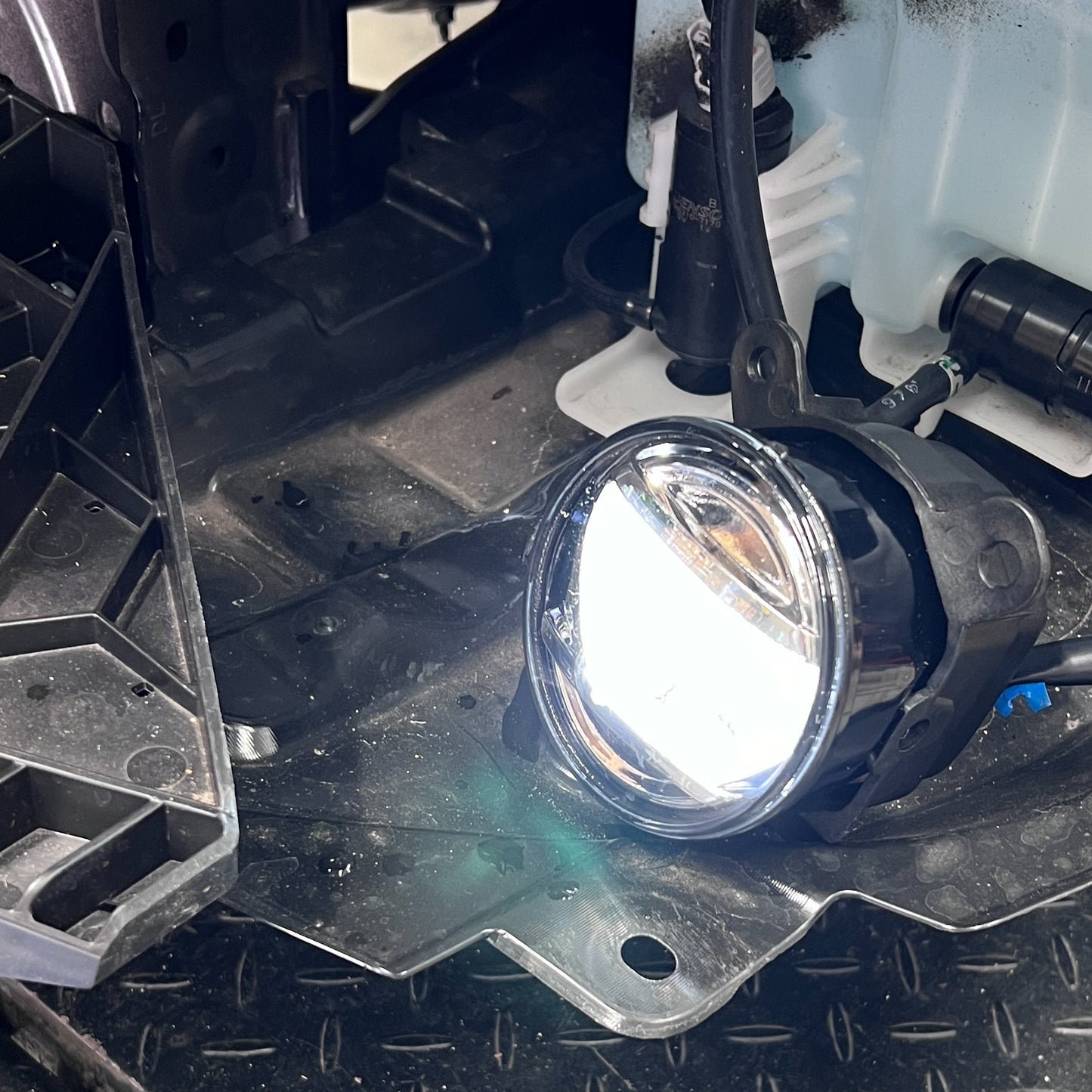 Auto Revitalization White / Amber Switchback Fog Lights for Subaru WRX (VB) Sedan / (VN) Sportswagon 2022+