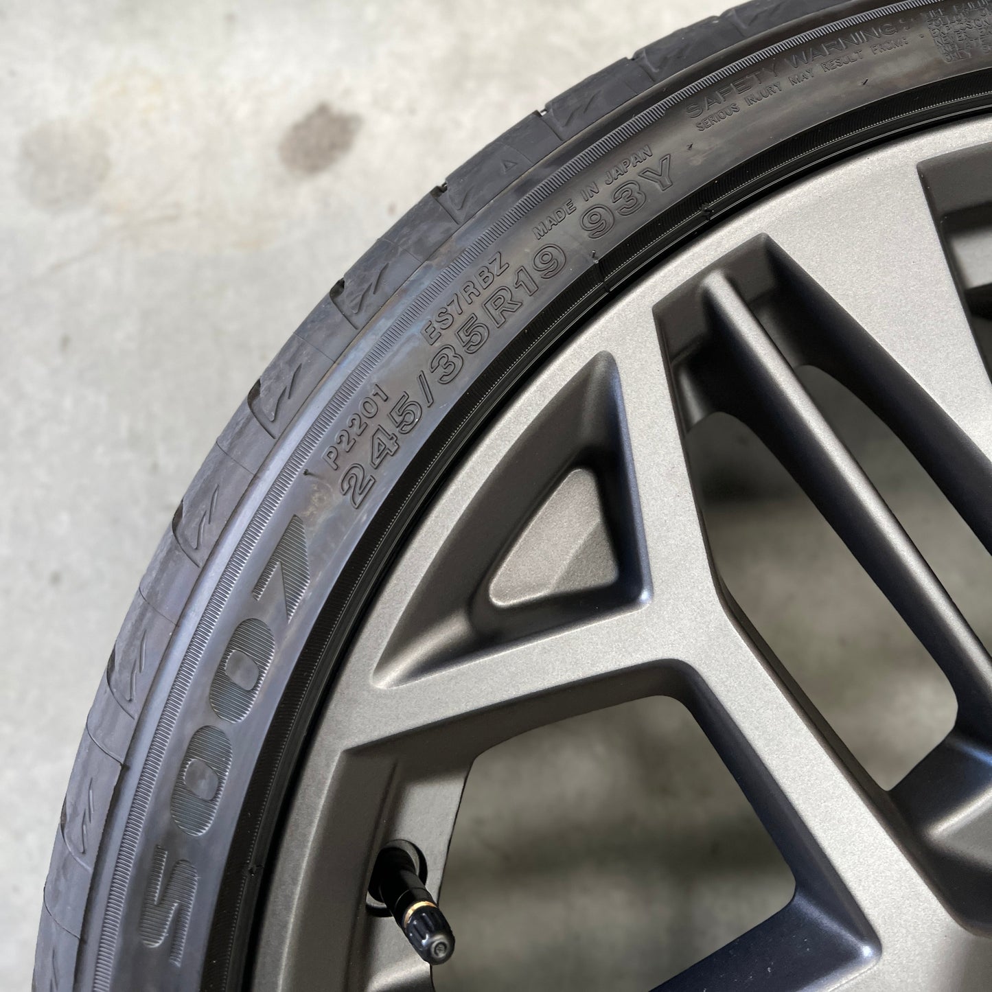 Genuine OEM 19" Spec B Wheels & Tyres (Used) for Subaru WRX VB 2022+ (Part Number: B3110VC12XX)